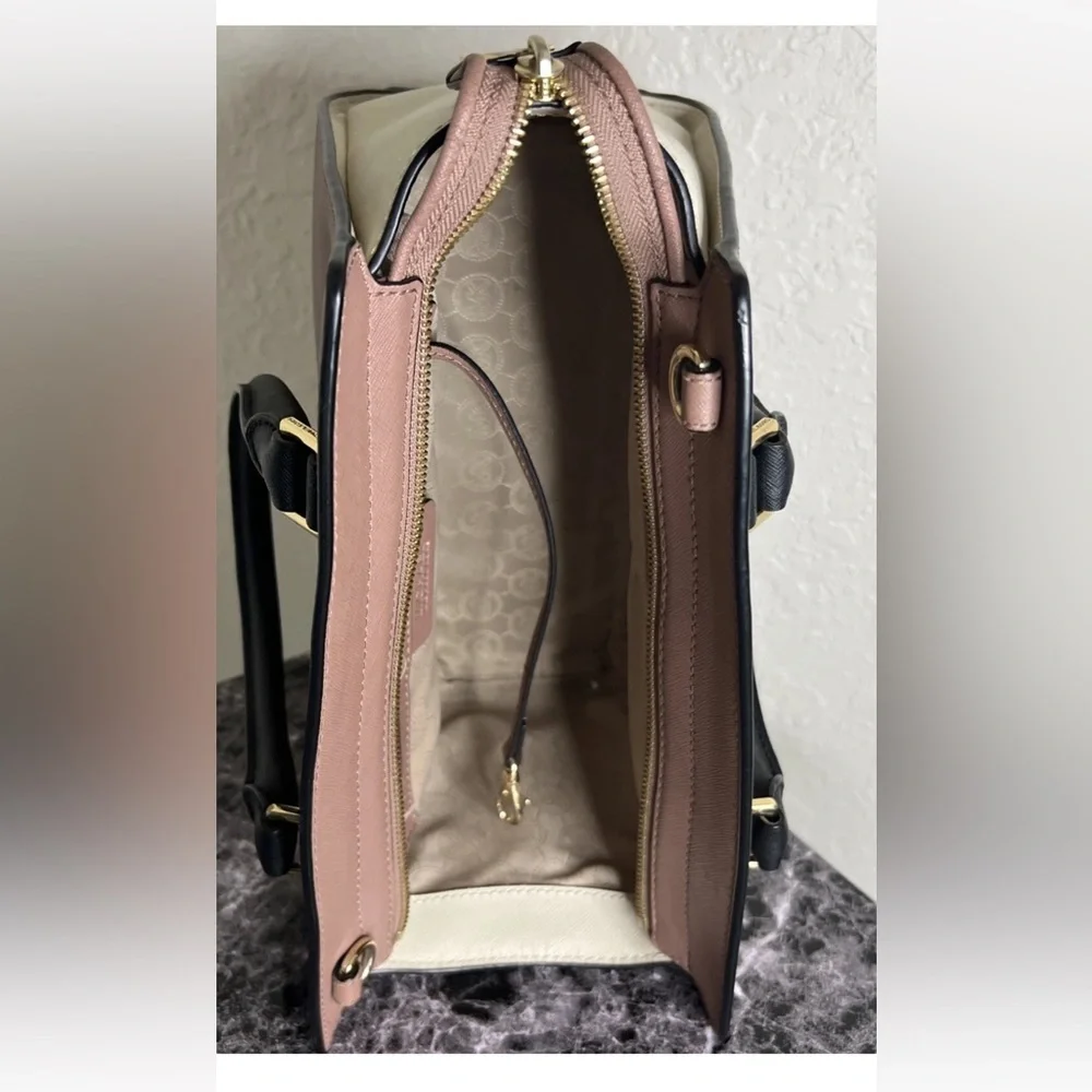 Michael Kors Medium Satchel Mauve/Beige
